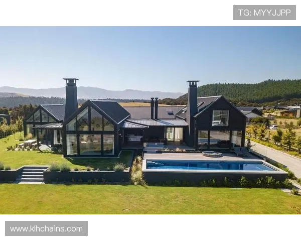 历届世界杯举办地点的历史遗迹与现代城市景观的结合方式