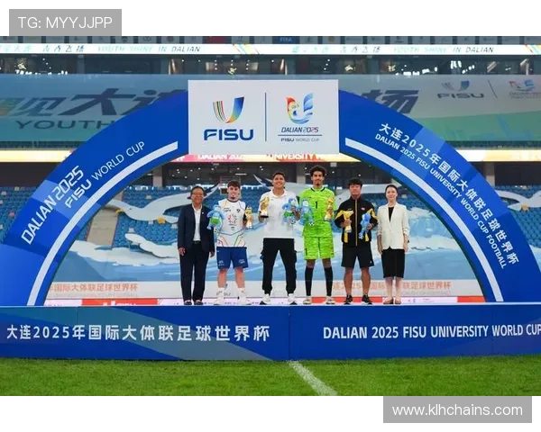 第一届世界杯冠军对足球发展轨迹的深远影响 第一届世界杯冠军对足球发展轨迹的深远影响